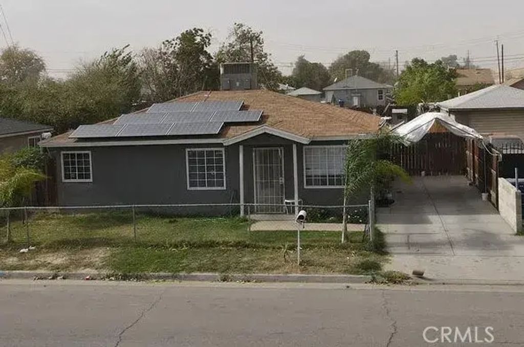 124 Madison Street, Bakersfield