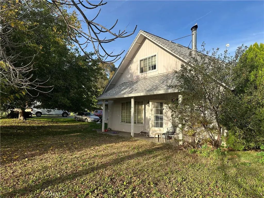 2920 Hall, Corning