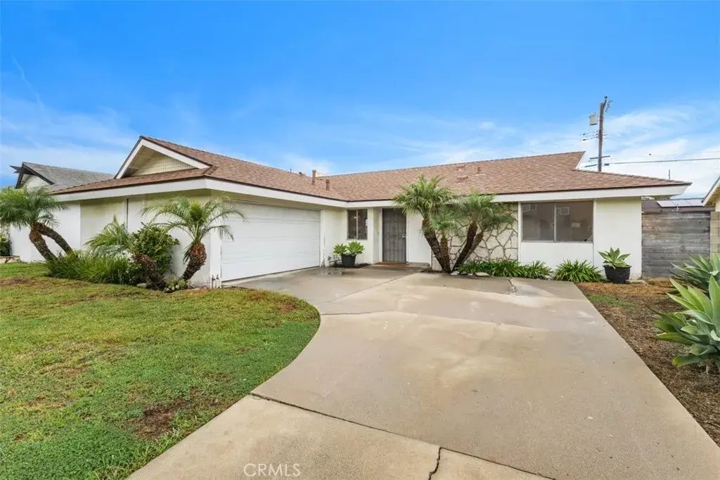 5681 Mangrum, Huntington Beach