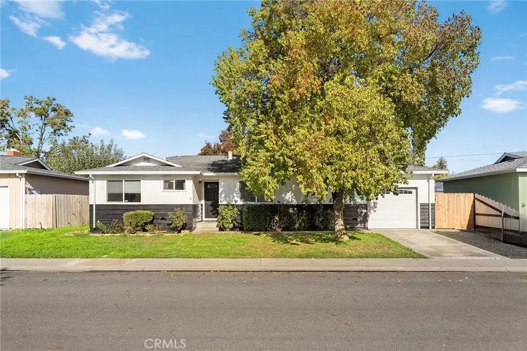 939 Elm Street, Willows