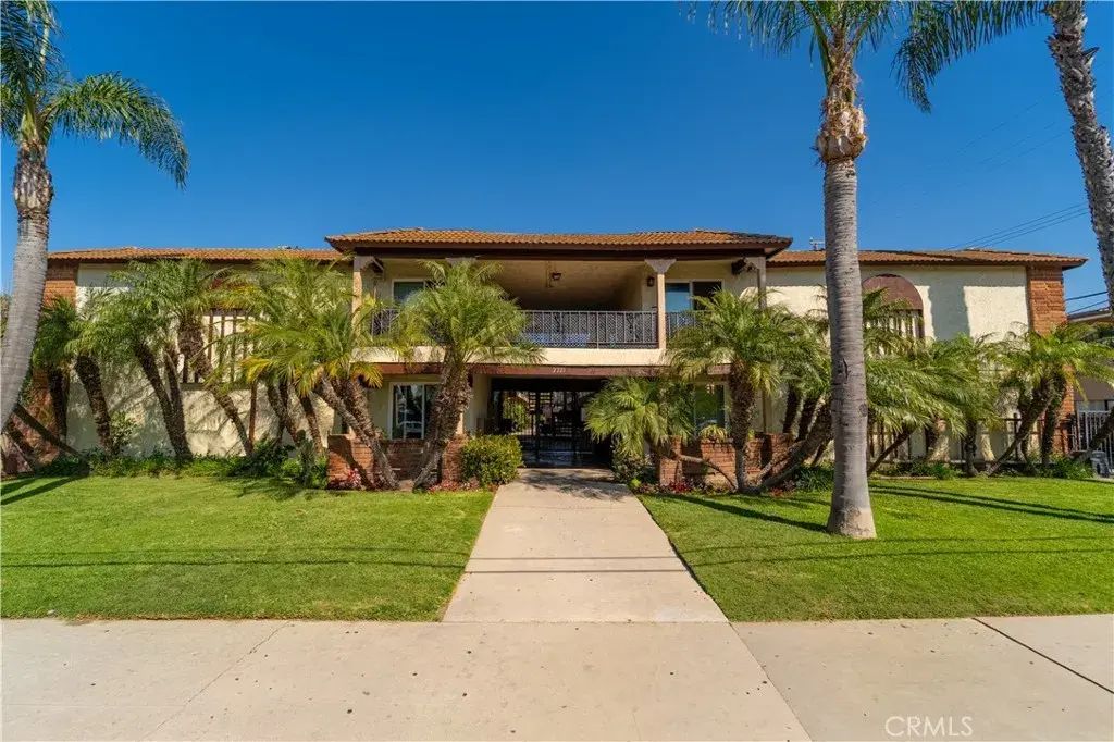2221 E Lenita Lane, Santa Ana