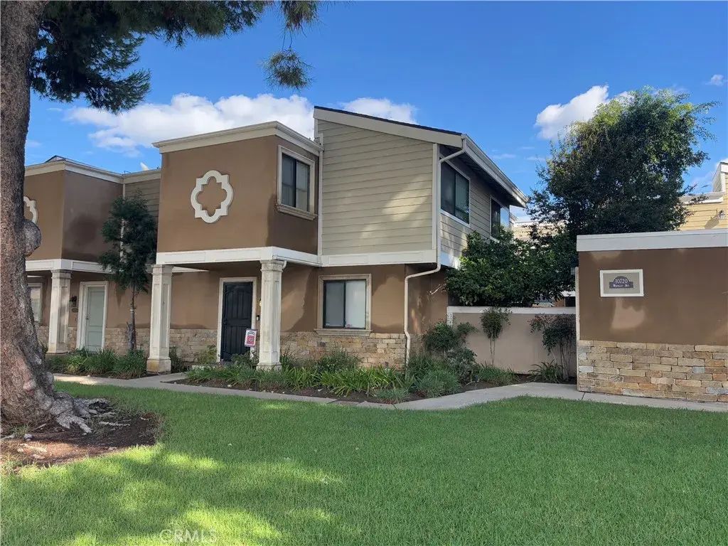 10720 Woodley Avenue 3, Granada Hills
