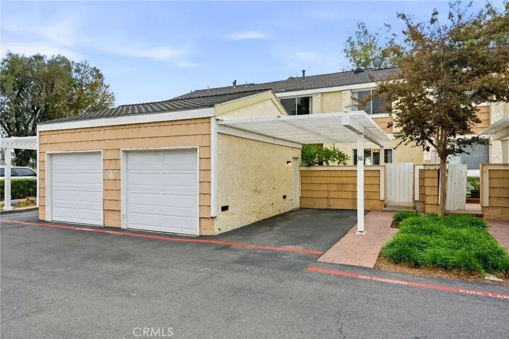 3340 E Collins 36, Orange