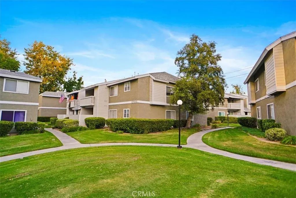 27646 Susan Beth Way, Saugus