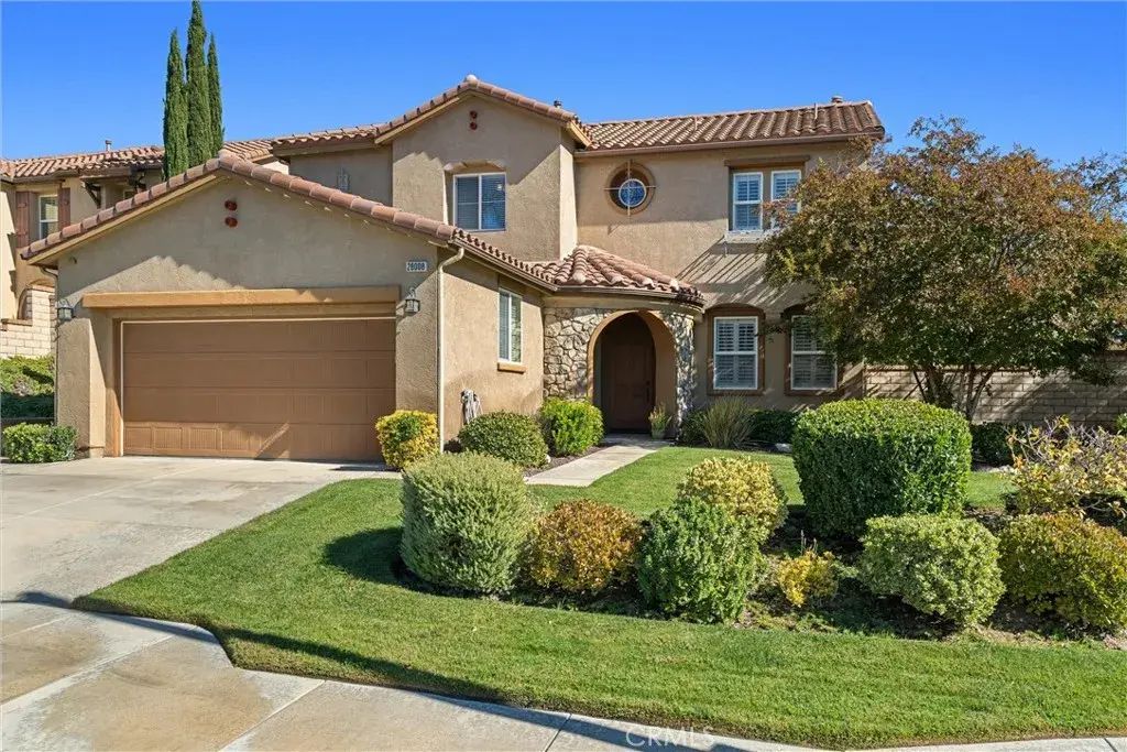 28008 Eddie, Saugus