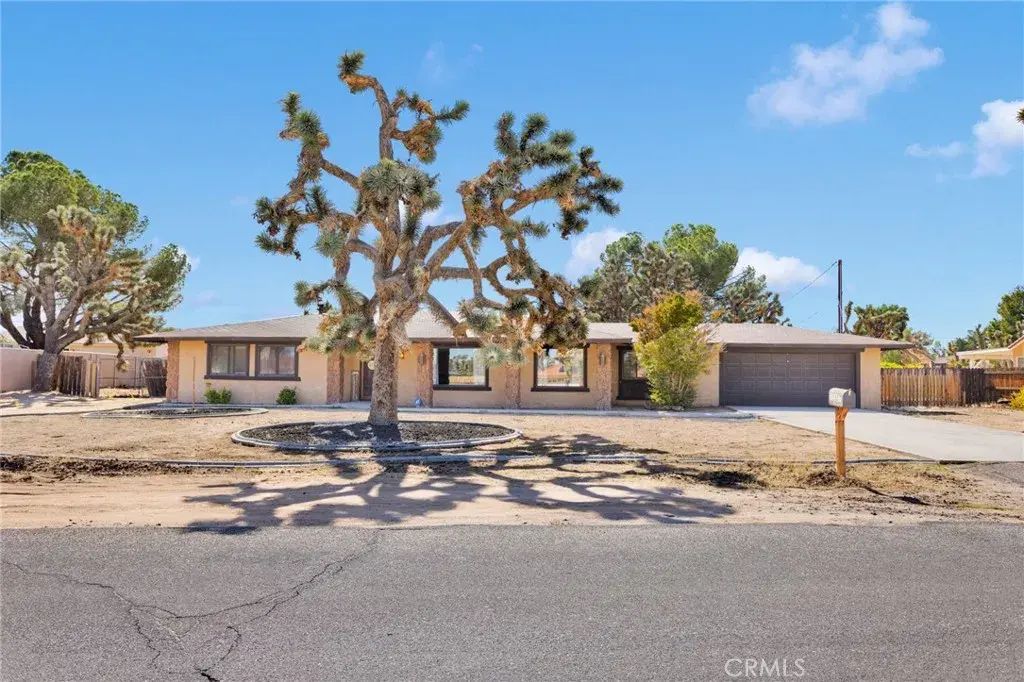 20357 Ituma, Apple Valley