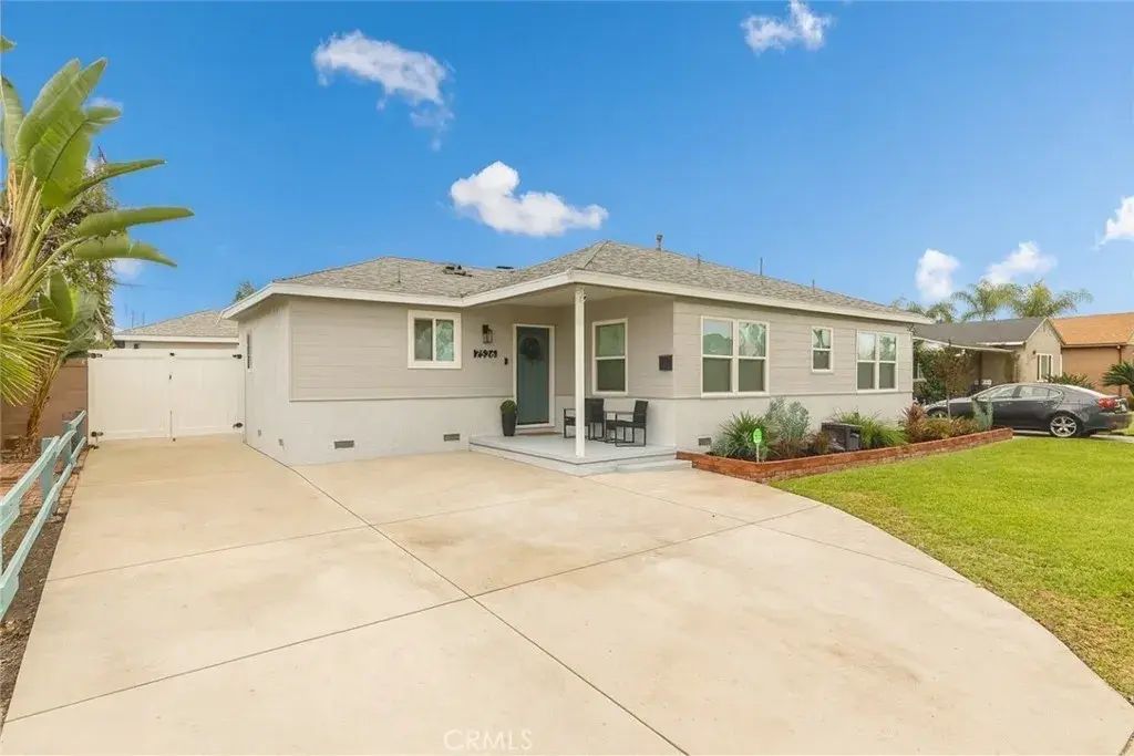 7526 Glengarry, Whittier