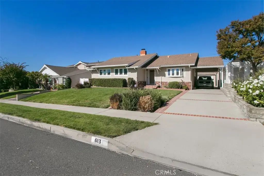613 Tufts, Burbank