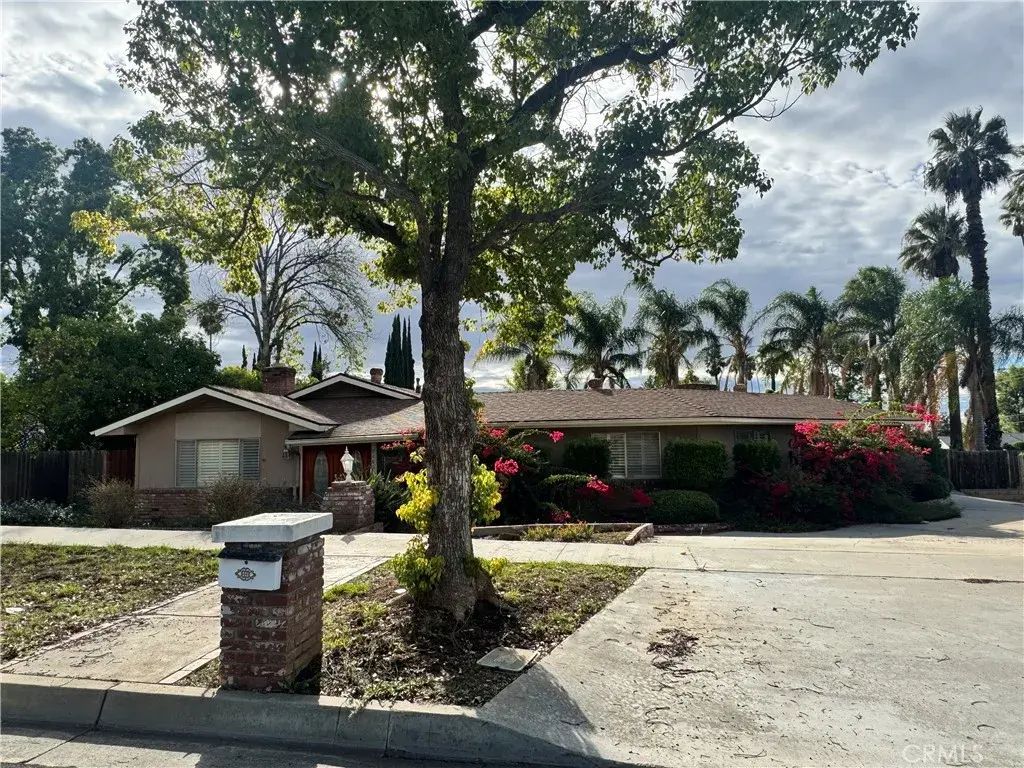 2866 Anna, Riverside