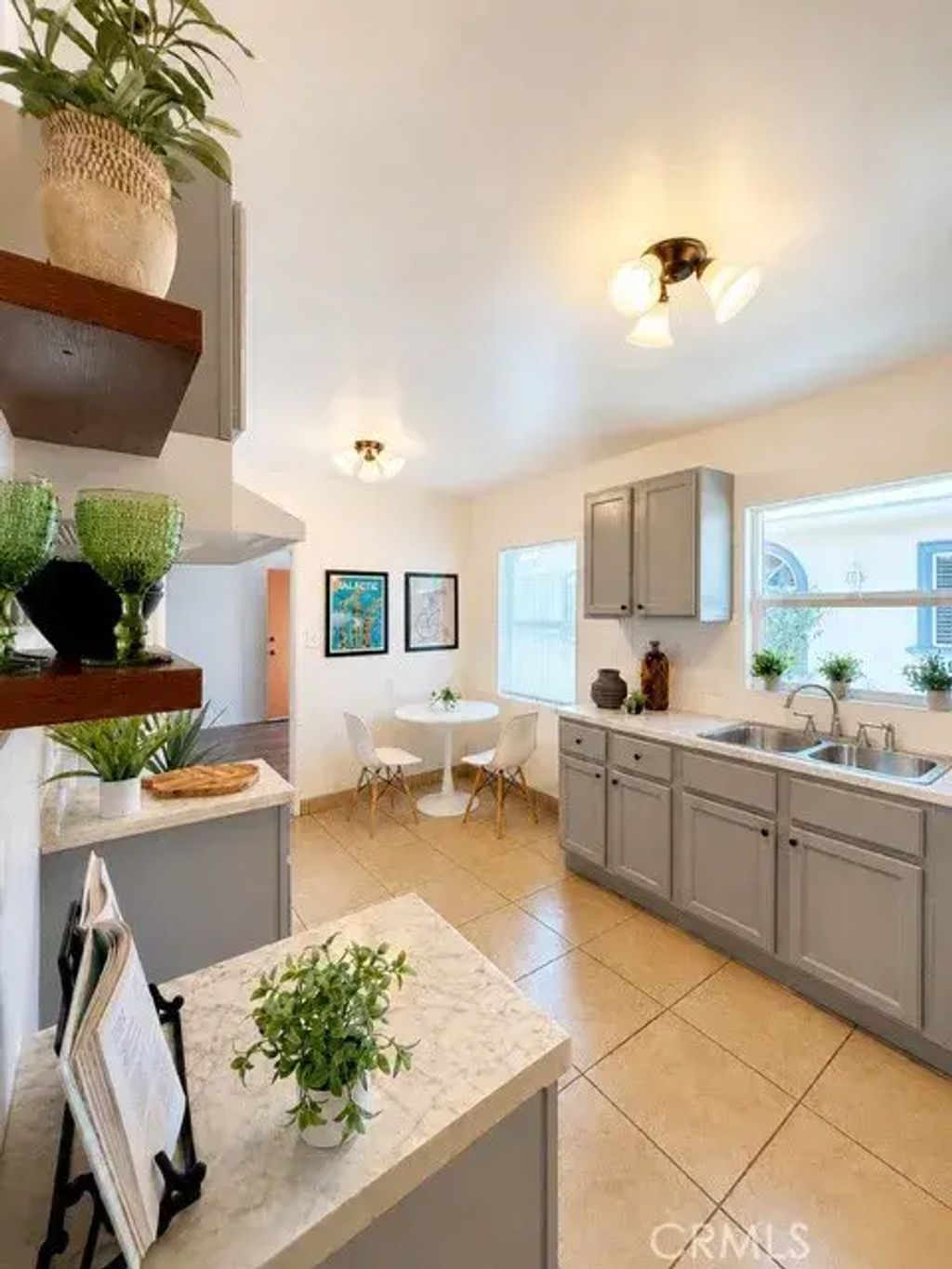 5010 W El Segundo Boulevard, Hawthorne
