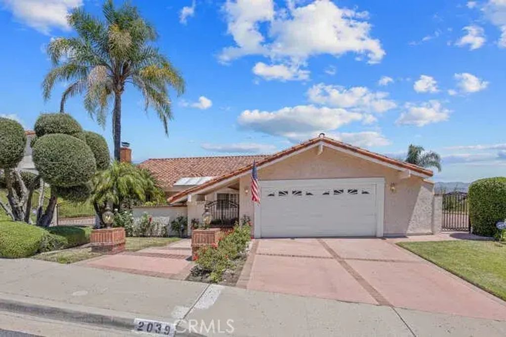 2039 Channelford Road, Westlake Village