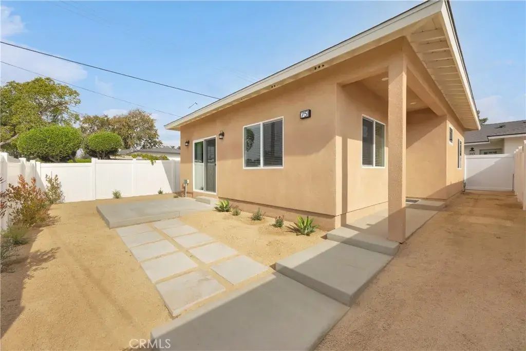 751 N Grand Street, Orange