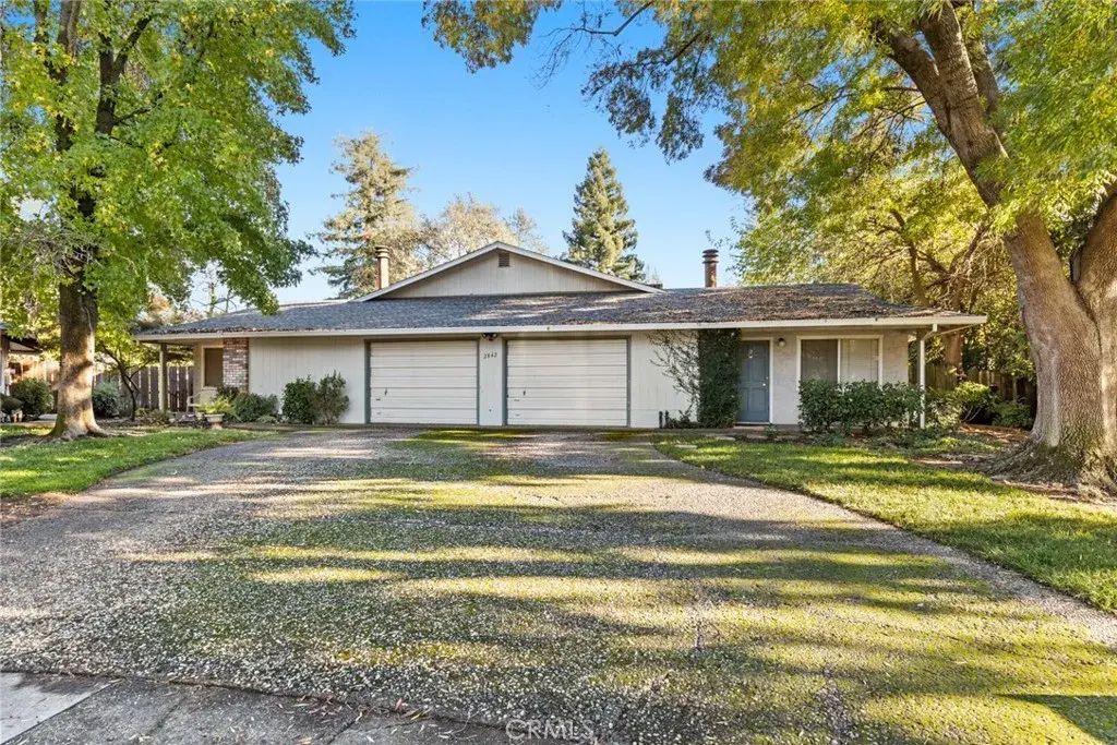 2842 Jolyn, Chico