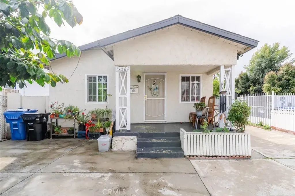 856 W 73rd Street, Los Angeles