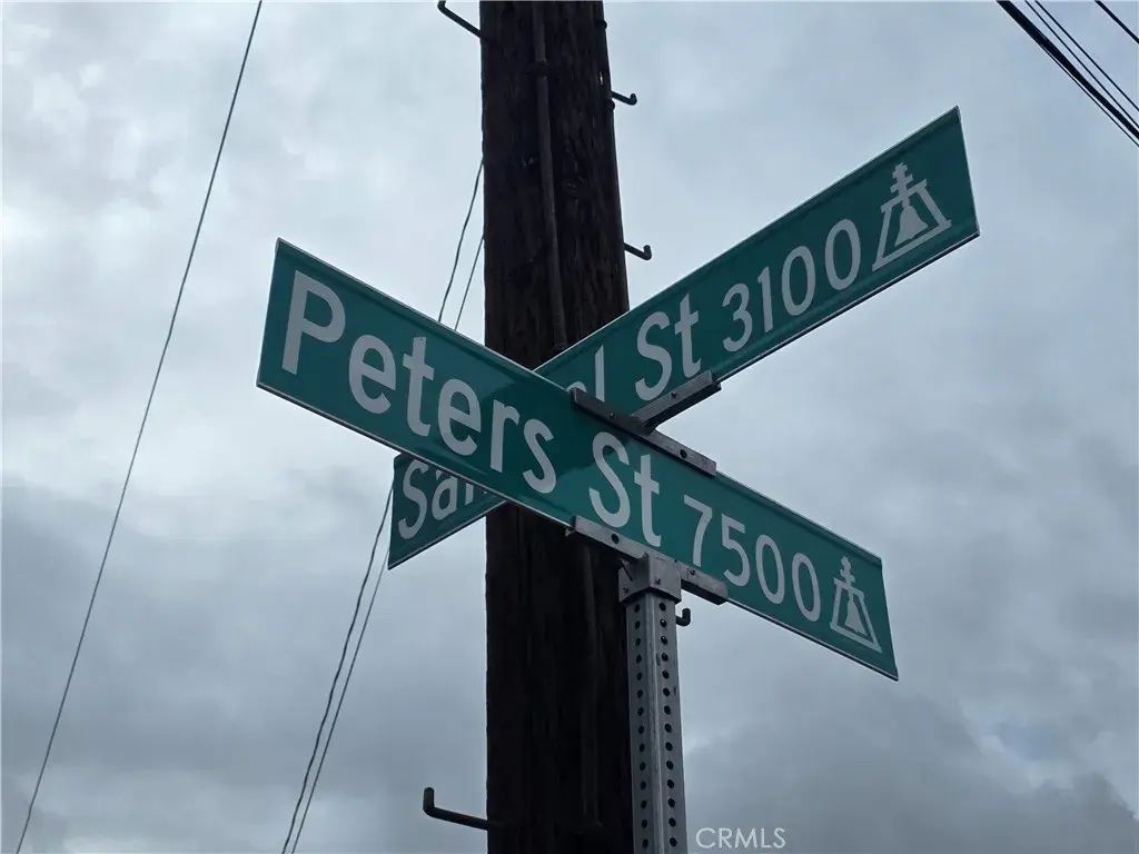 7559 Peters, Riverside