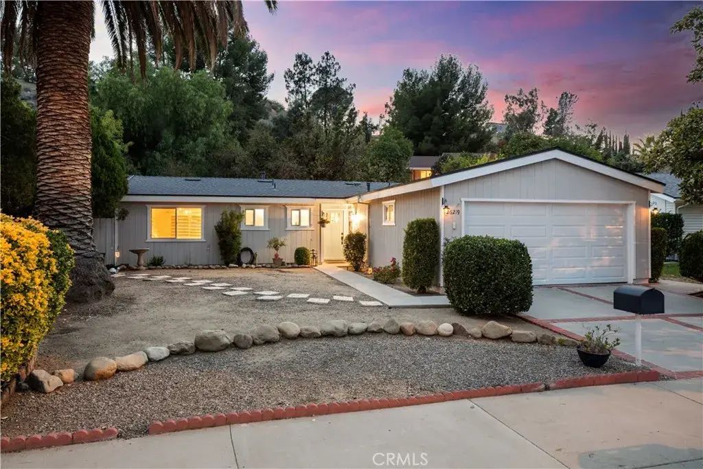 26219 Larkhaven Place, Newhall