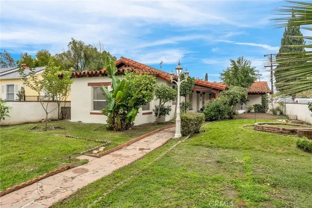 815 W Yosemite, Madera