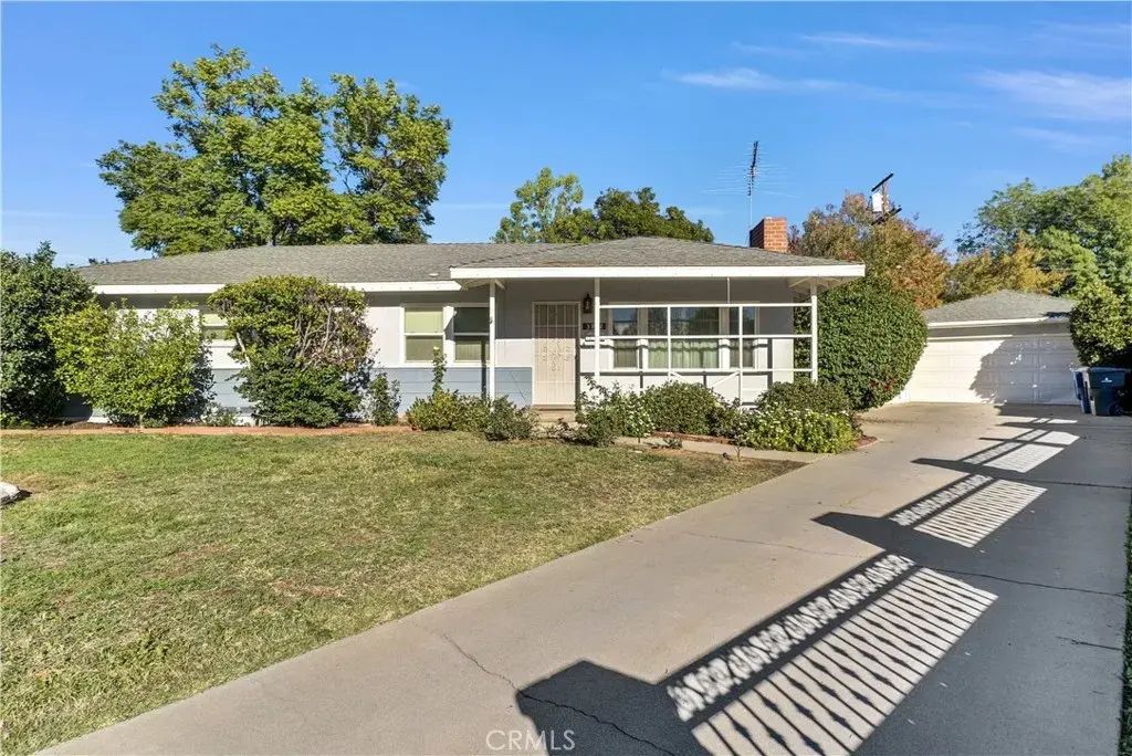 3921 Heidi, Riverside