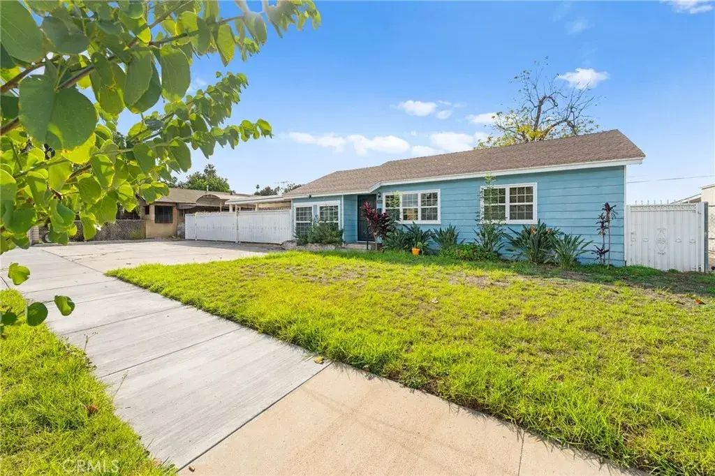 3620 Hoover, Riverside