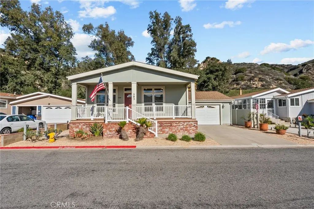 15455 Glenoaks 502, Sylmar