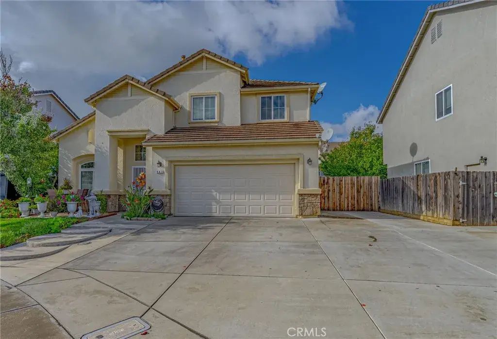 483 Azalea Court, Merced