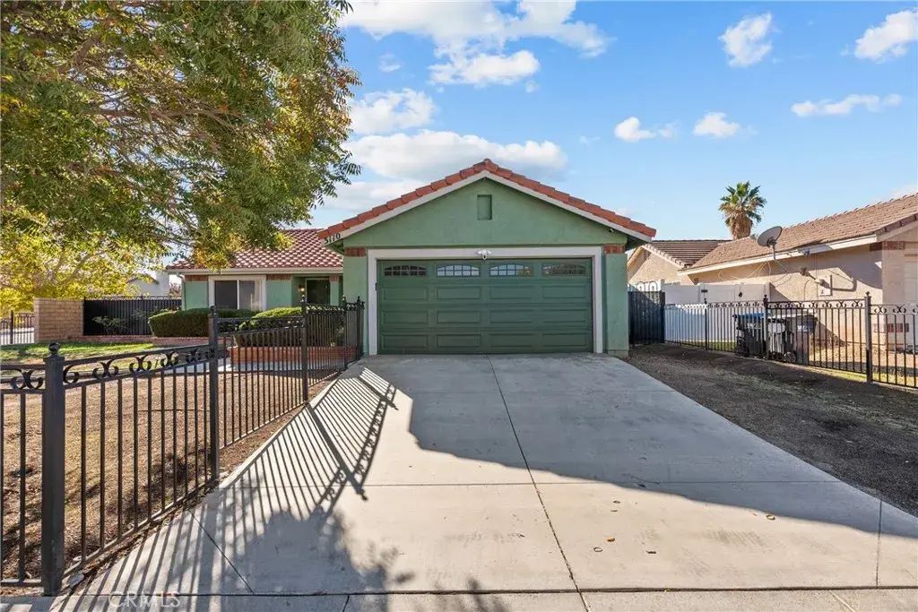 3110 Viana Dr, Palmdale