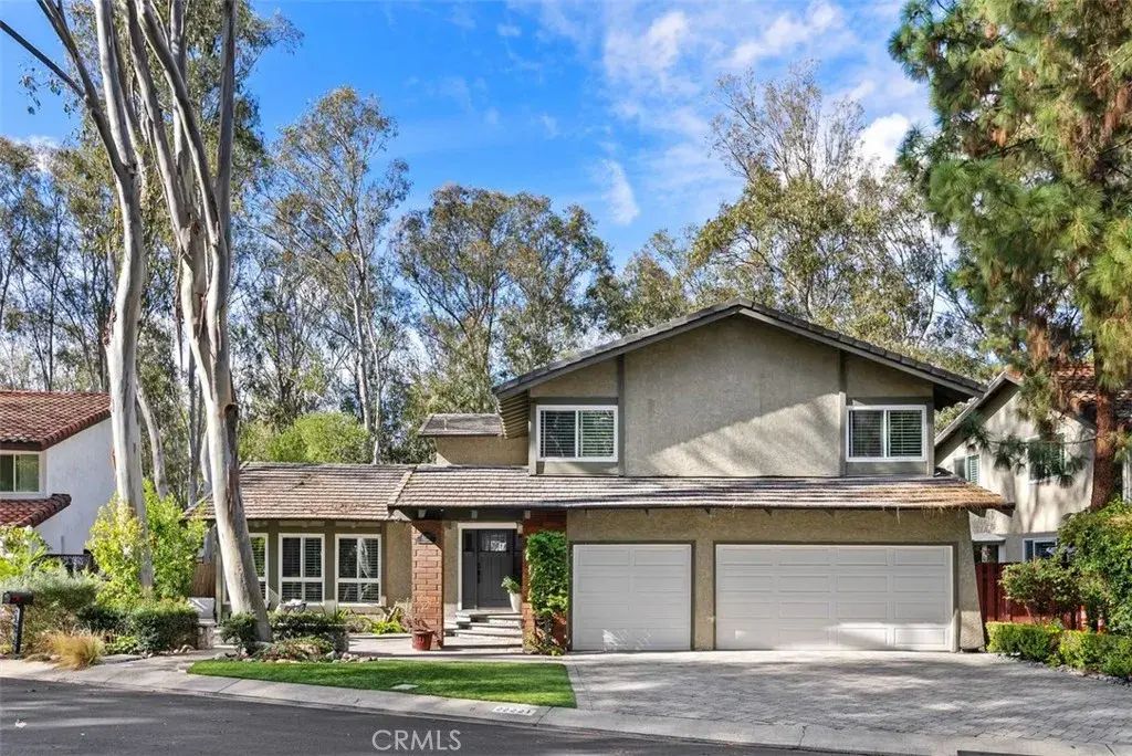 22221 Treeridge, Lake Forest