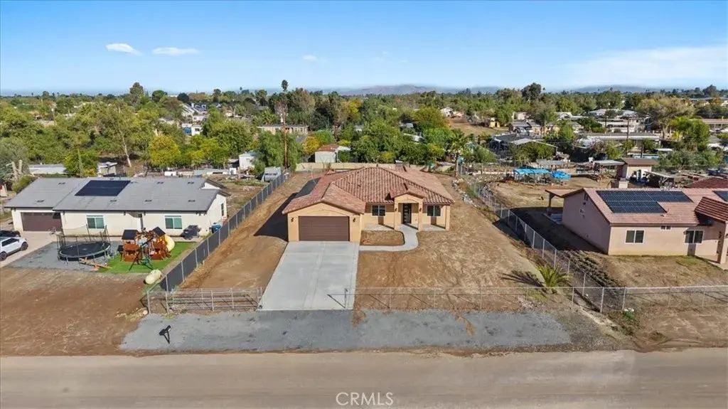 21402 Short Ridge, Perris