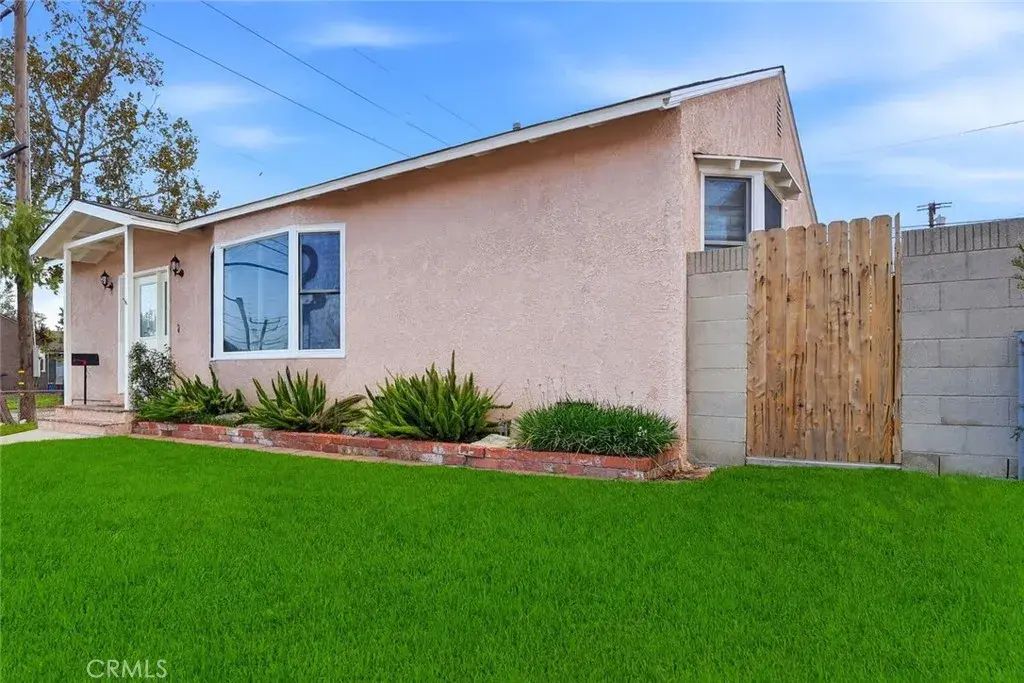 4703 Palo Verde Ave, Lakewood