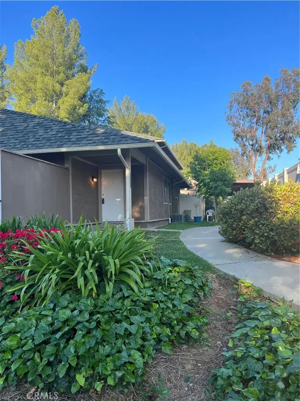 28723 Conejo View Dr, Agoura Hills