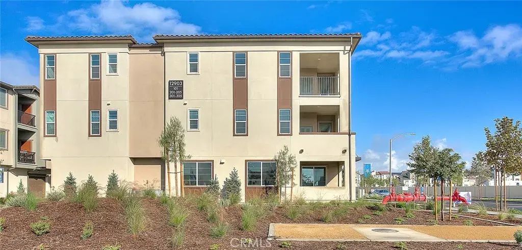 12903 Paradiso 201, Eastvale