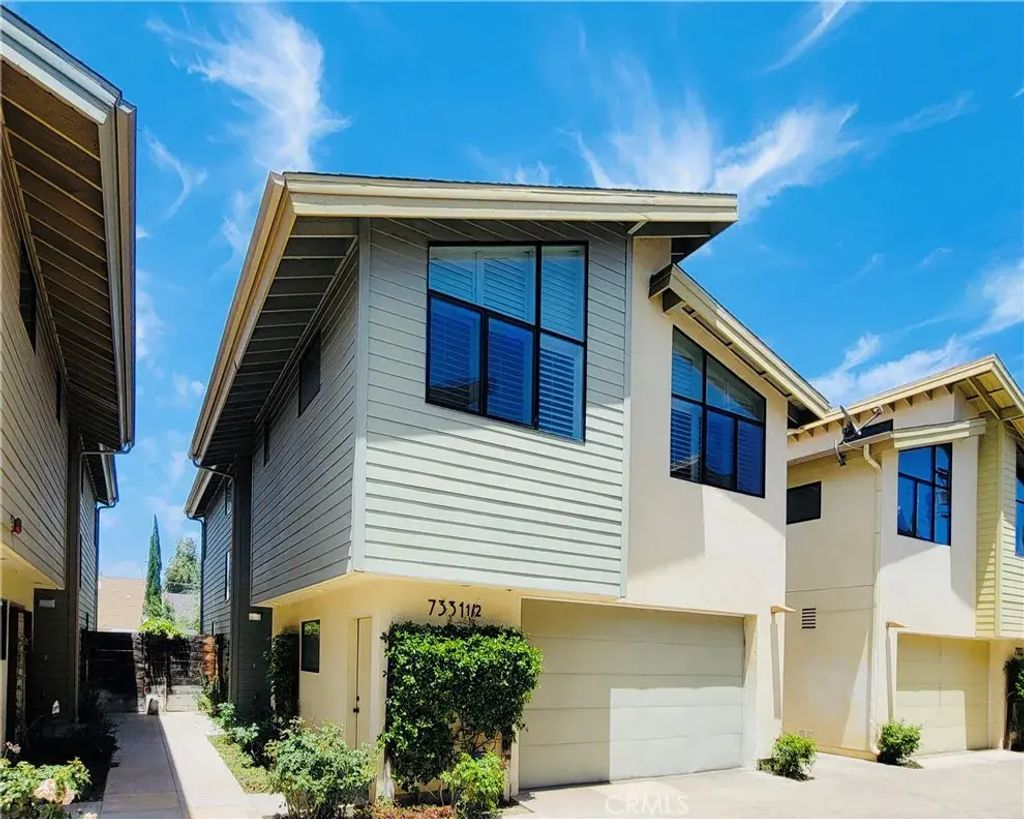 7331 Tampa Avenue, Reseda