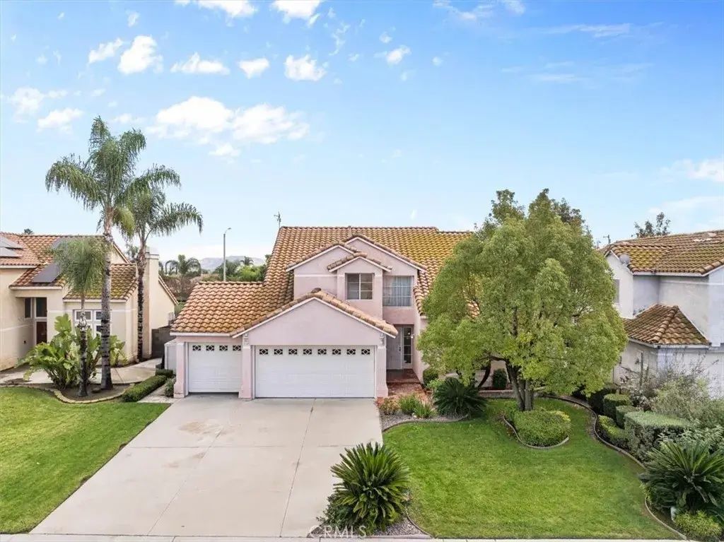 8748 Mesa Oak Drive, Riverside