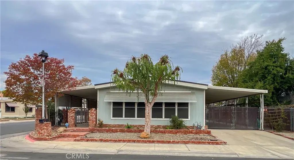 3608 Sahara, Bakersfield