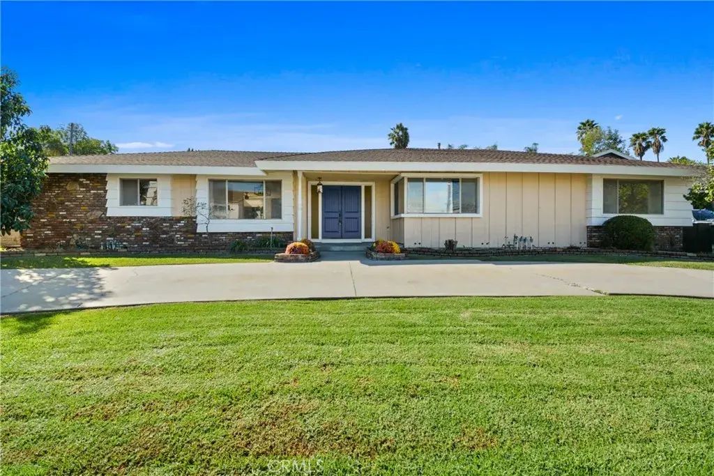 13744 Lomitas, La Puente