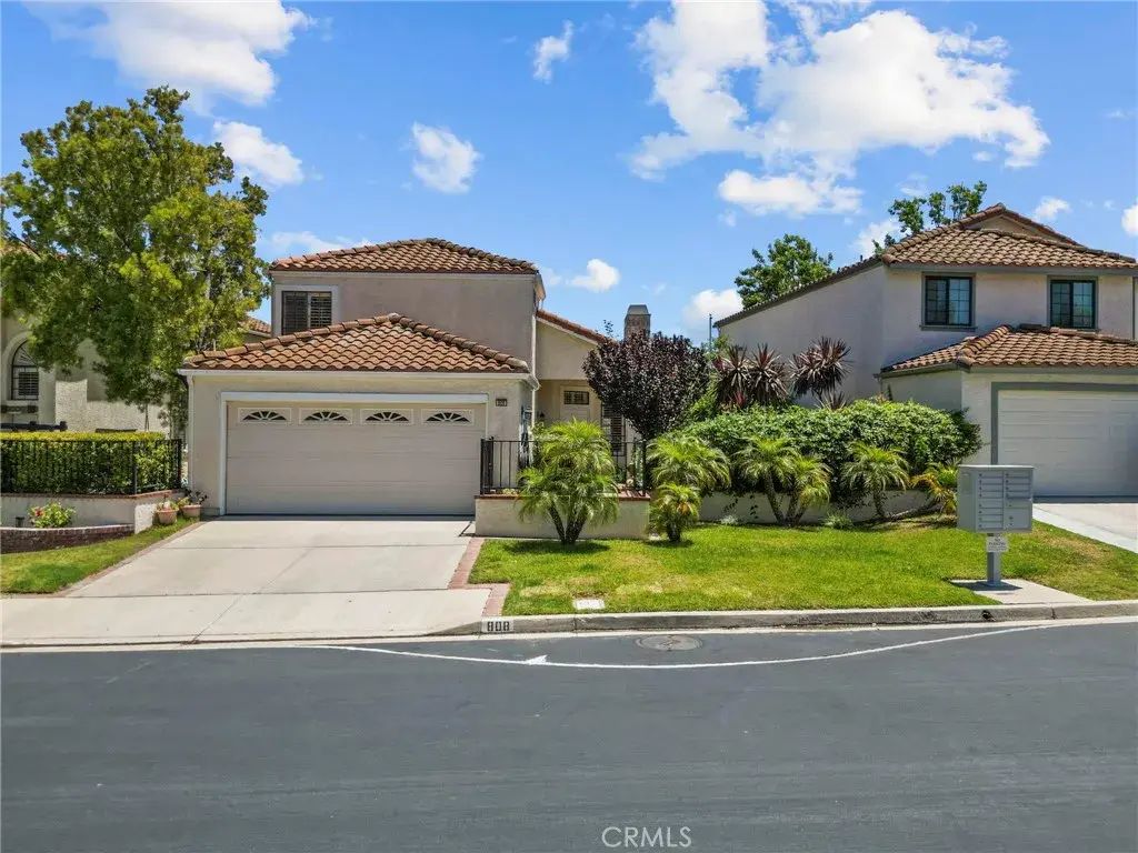 808 Links View, Simi Valley