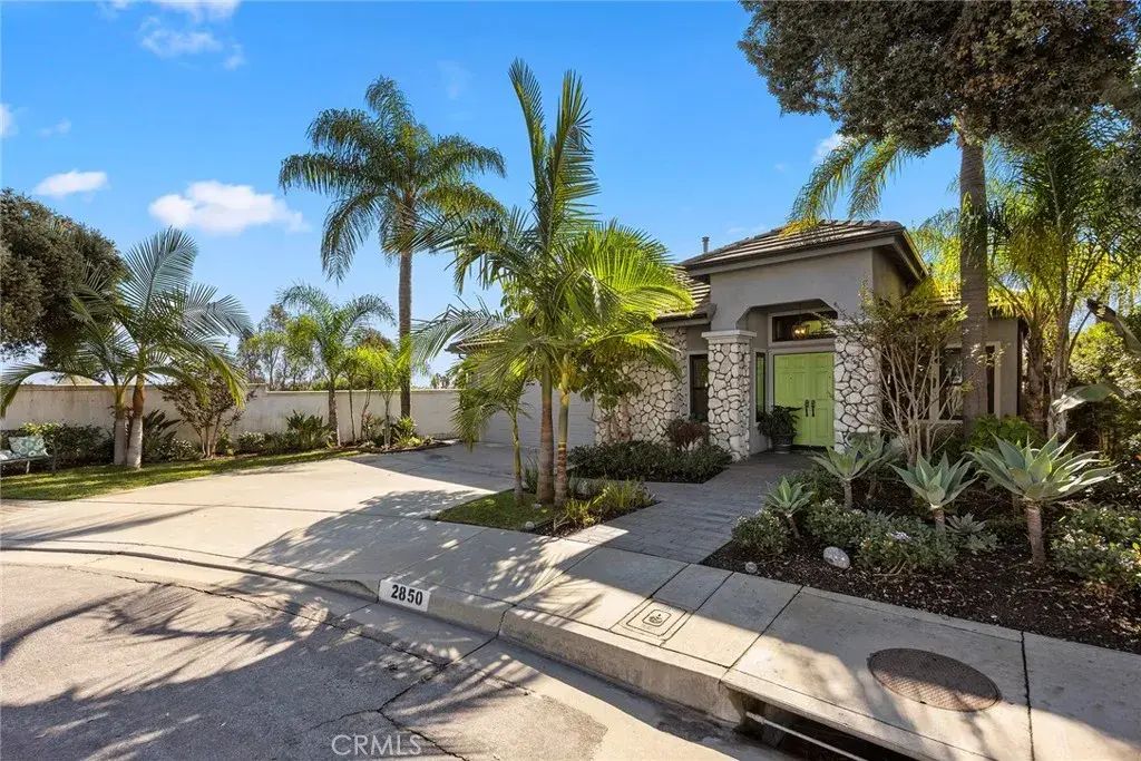 2850 Signal Pointe, Signal Hill