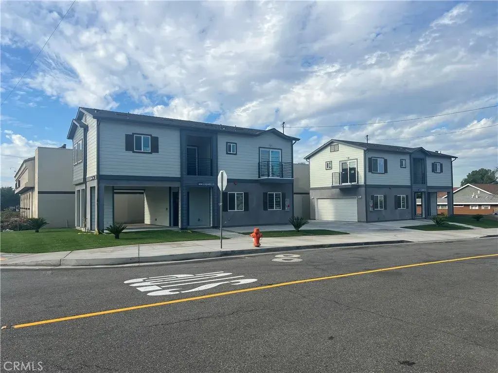 142 N Hewes, Orange