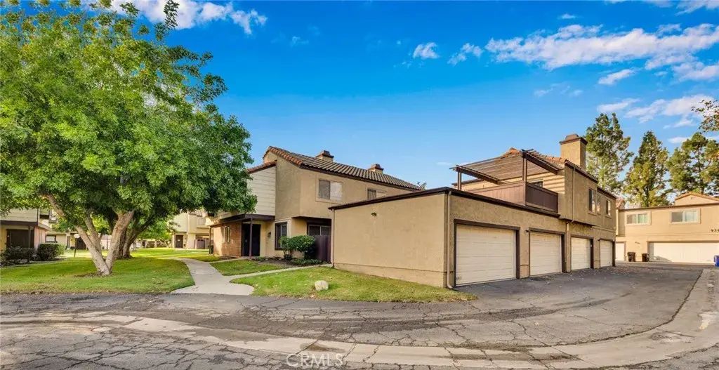 9404 Round Up Drive B, Montclair