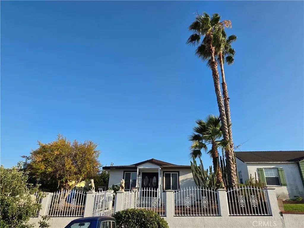 1426 256th St, Harbor City