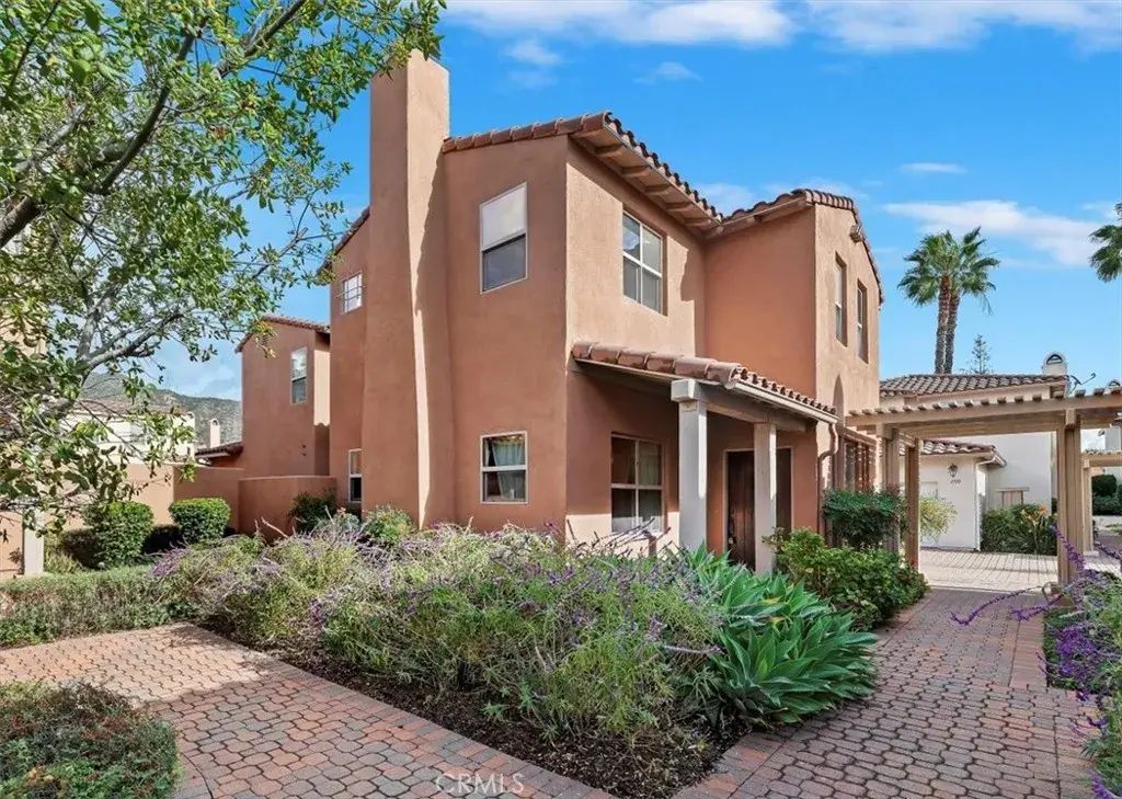 2454 Crossroads Court, Duarte