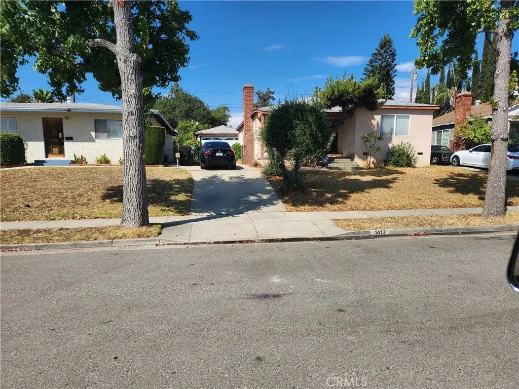 1417 5th, La Verne