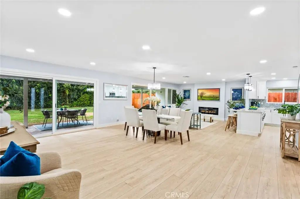 1201 E Fairway, Orange