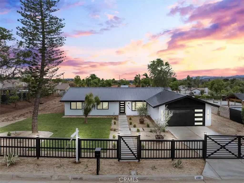 4861 Brookhill Terrace, Jurupa Valley