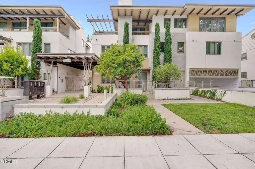 239 S Marengo Avenue 305, Pasadena