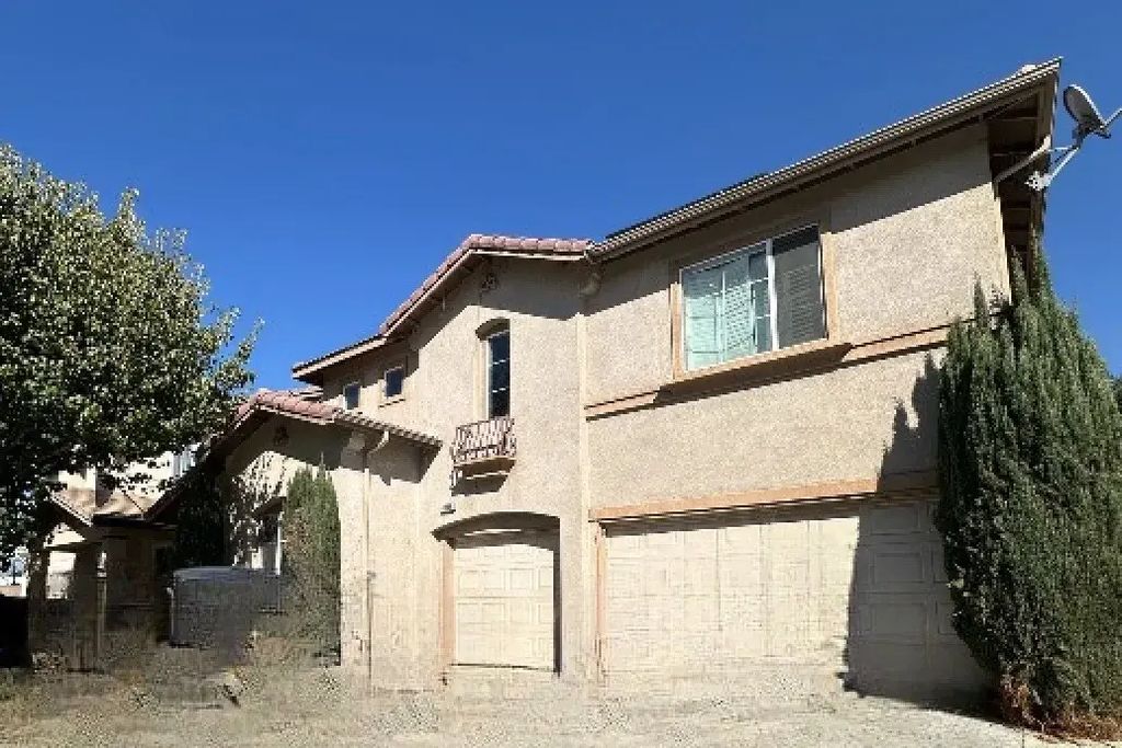 4815 Creekway Ln, Riverside