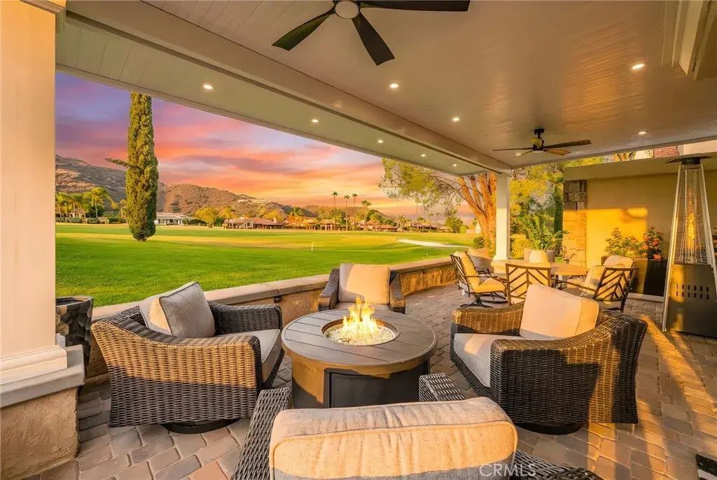 38521 Glen Abbey, Murrieta