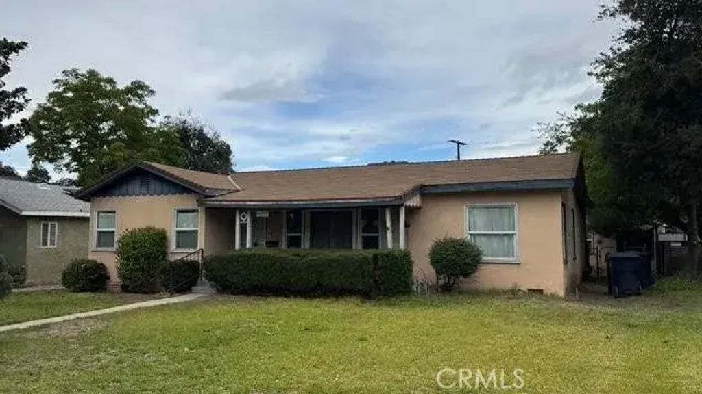 1017 E Colton, Redlands