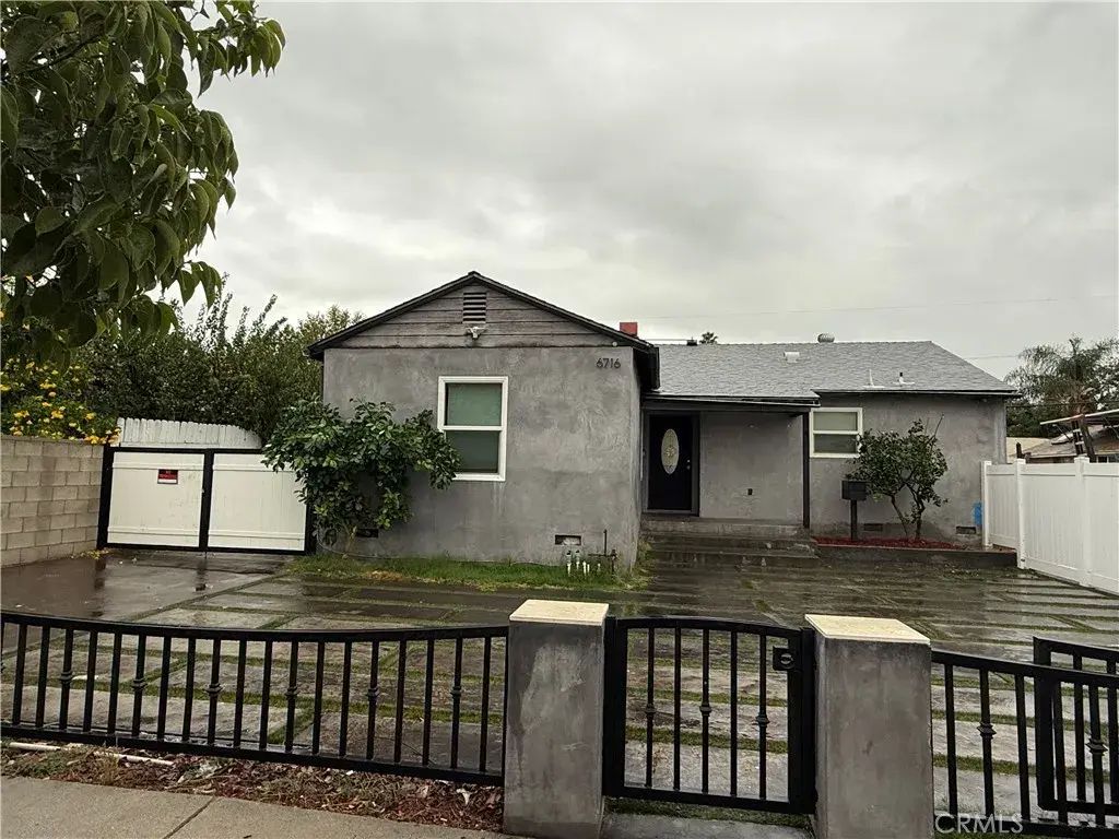 6716 Etiwanda, Reseda