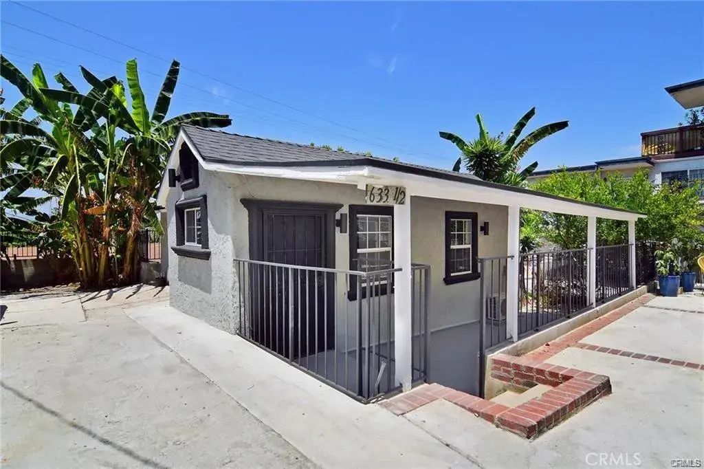 633 N Benton Way, Silver Lake